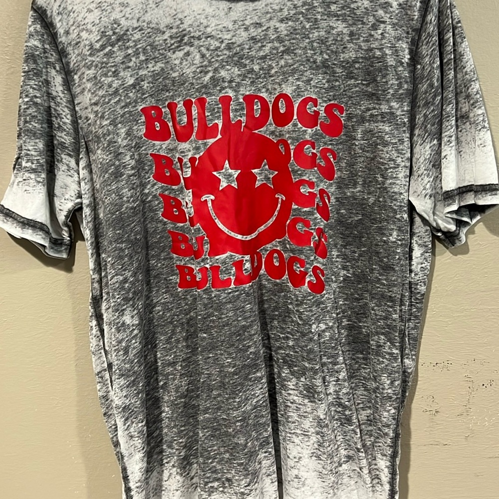 Bulldogs on Bella